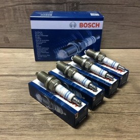 Bosch 4Lü Paket İridyum Ateşleme Bujisi Fr 6 Hı 332 0.8 mm Passat 1.4 Tsı Golf Vı 1.4 Tsı 0242240655 FR6Hı332